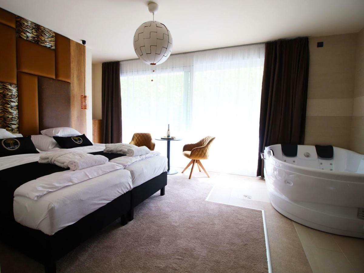 Baobab Suites ชิโอฟก ภายนอก รูปภาพ